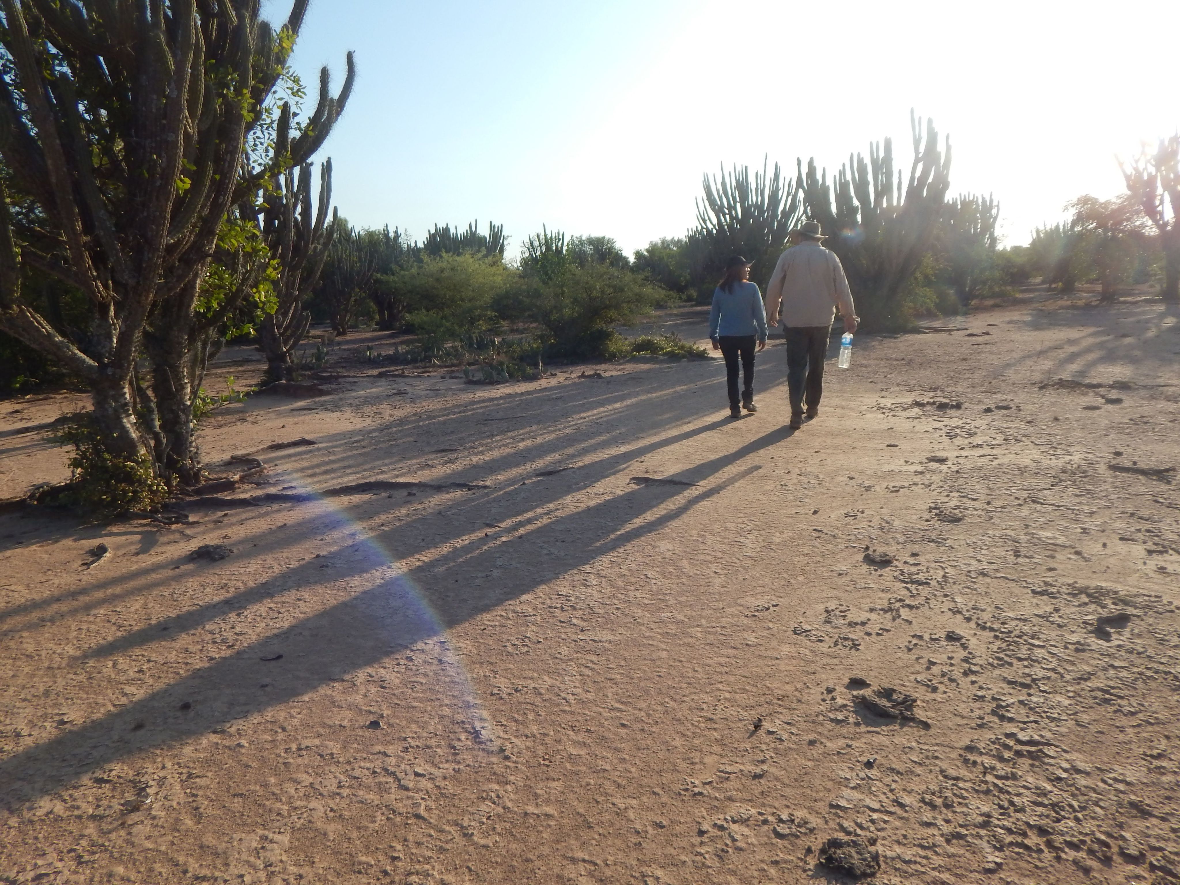 Lucia and Solidaridad's, Jeroen Douglas, walk on her land